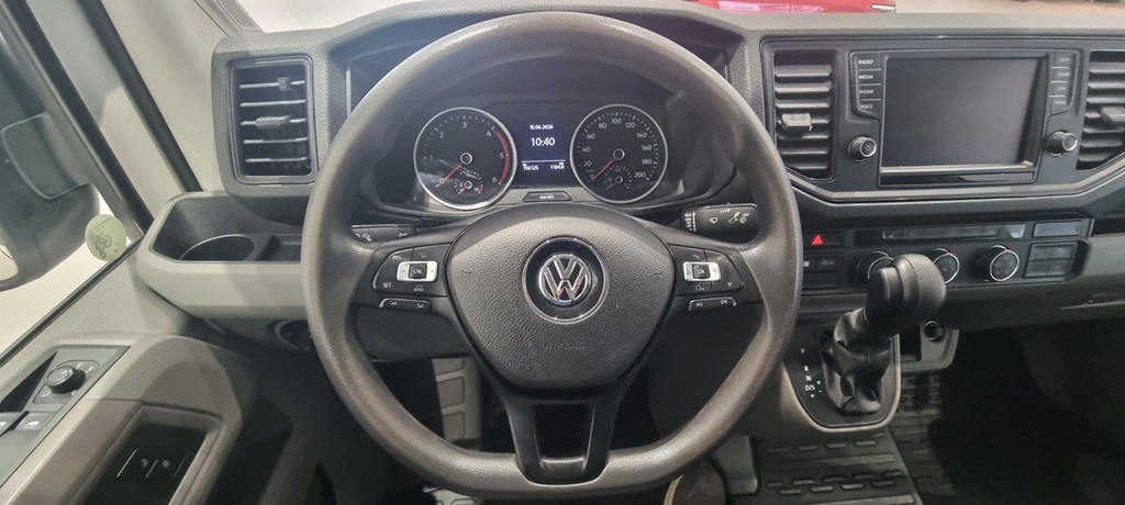 Volkswagen Crafter Skåp kort hjulbas HRL563