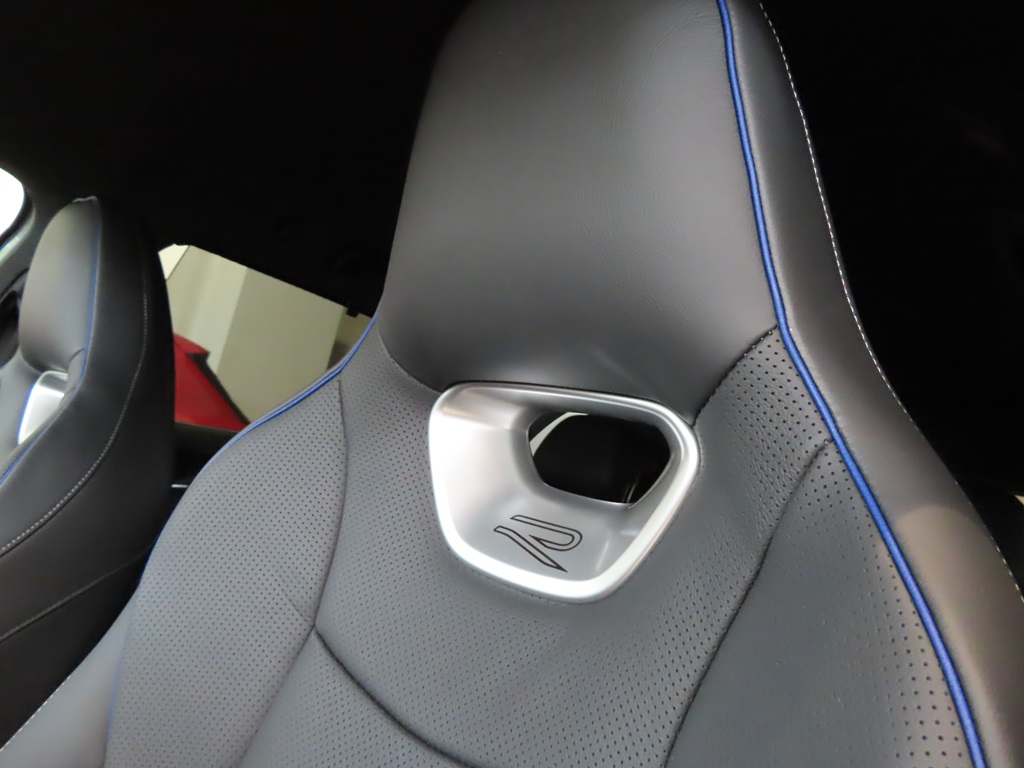 Volkswagen Passat HSR03N