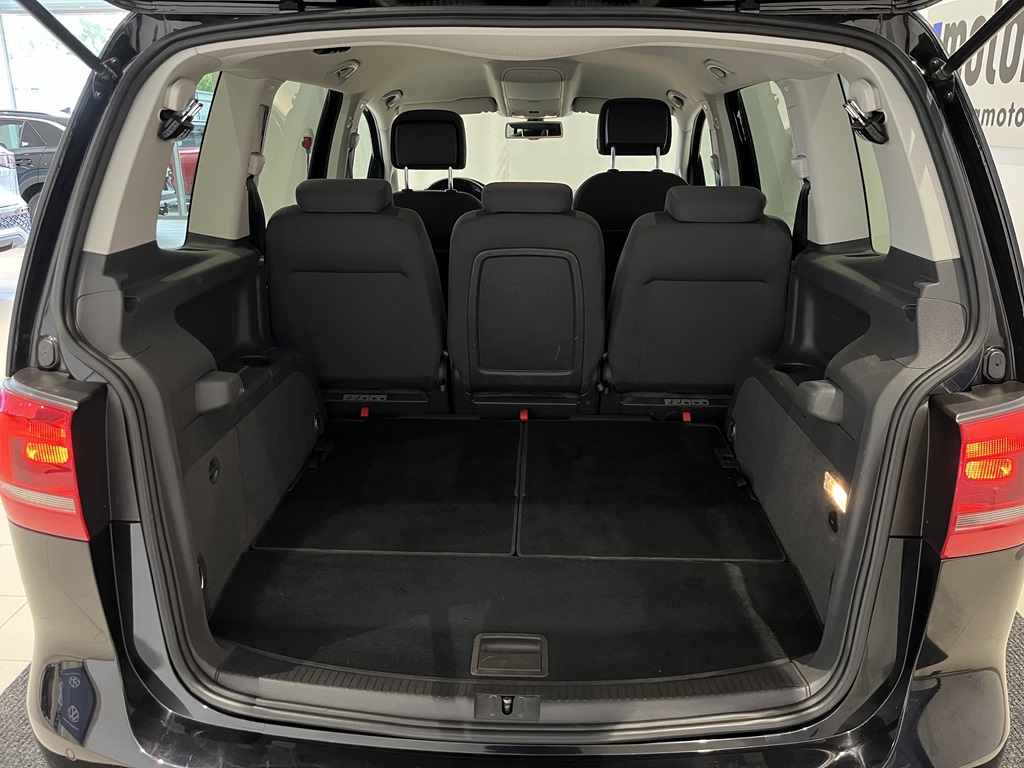 Volkswagen Touran HSU394