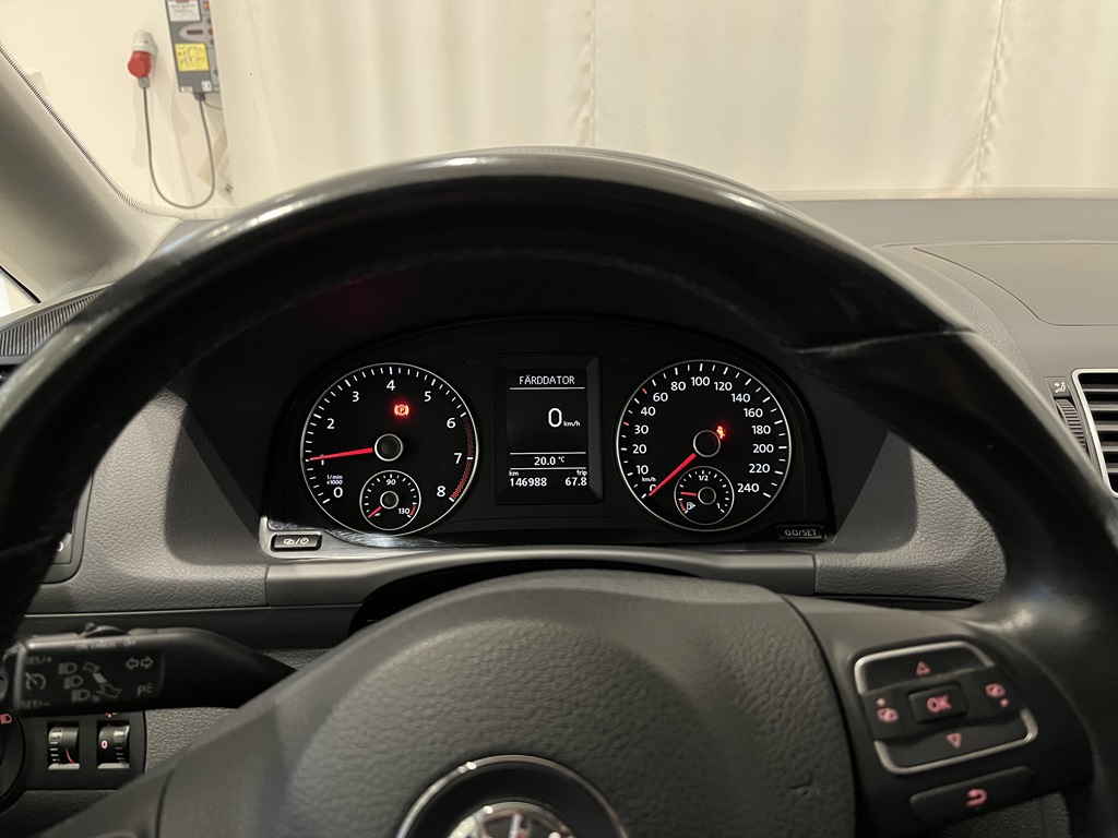 Volkswagen Touran HSU394