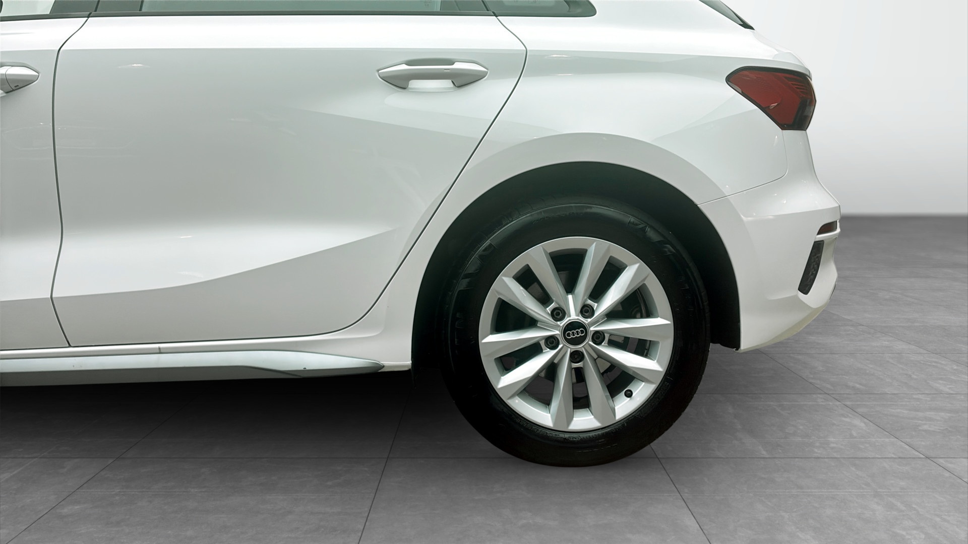 Audi A3 HTK77F