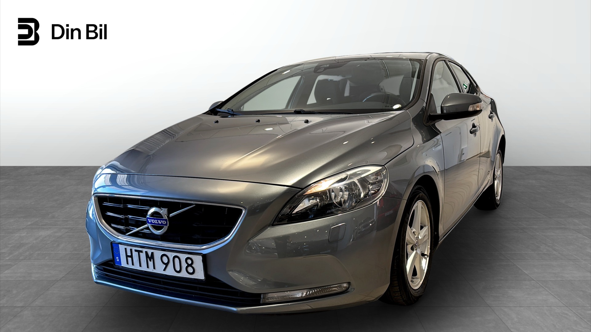 Volvo V40 HTM908