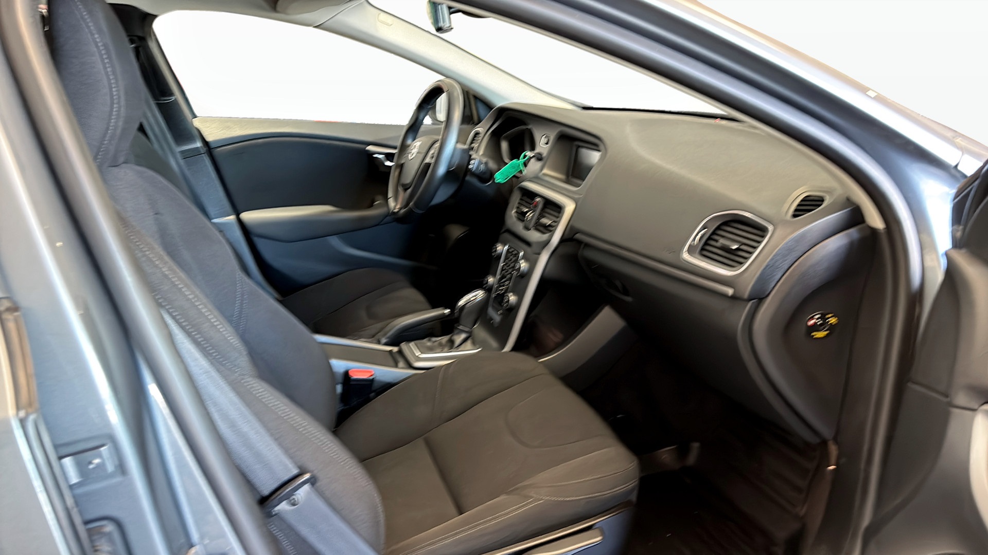Volvo V40 HTM908