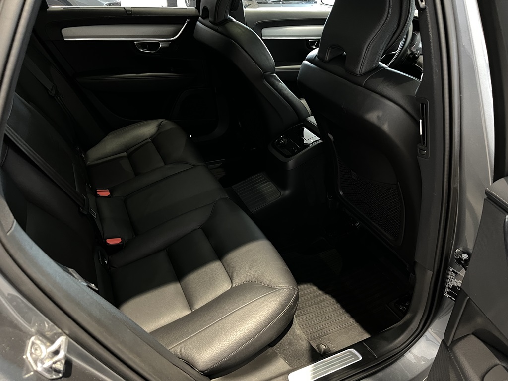 Volvo V90 HUJ67P