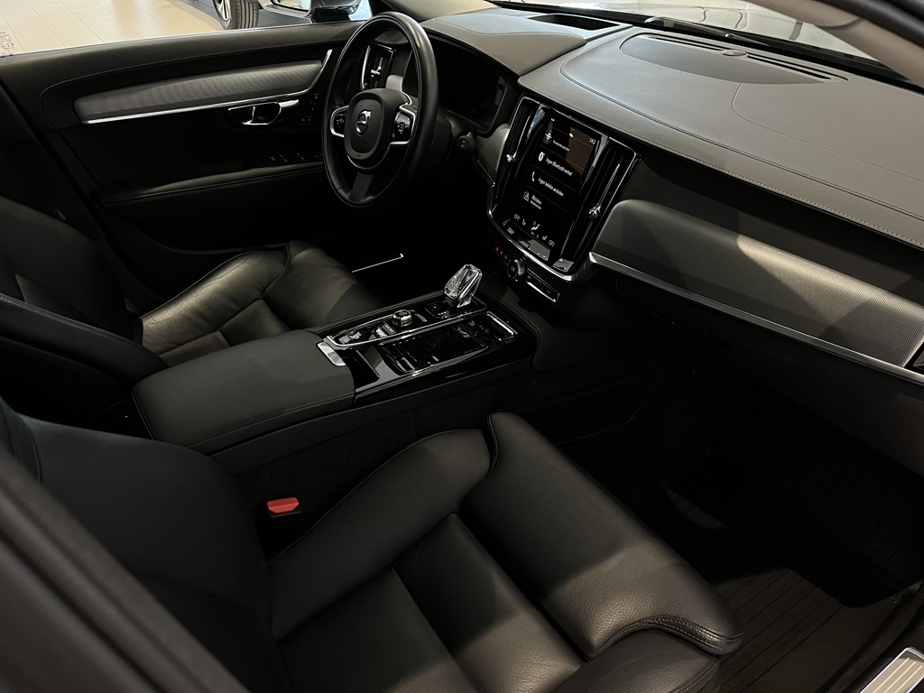 Volvo V90 HUJ67P