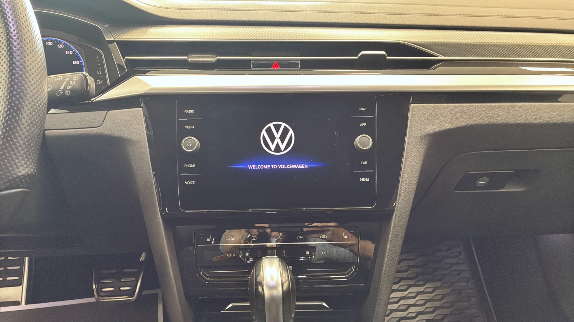 Volkswagen Arteon HUJ77P