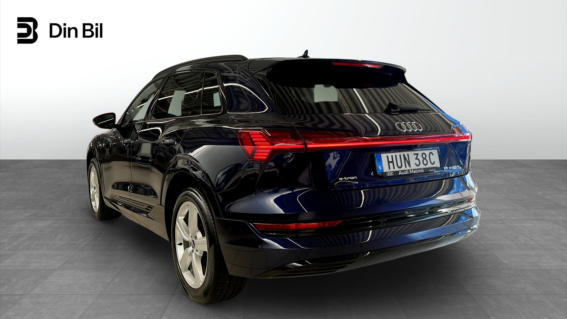 Audi e-tron HUN38C