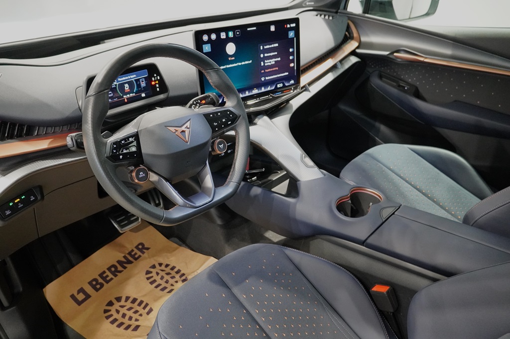 CUPRA Tavascan HUN57L