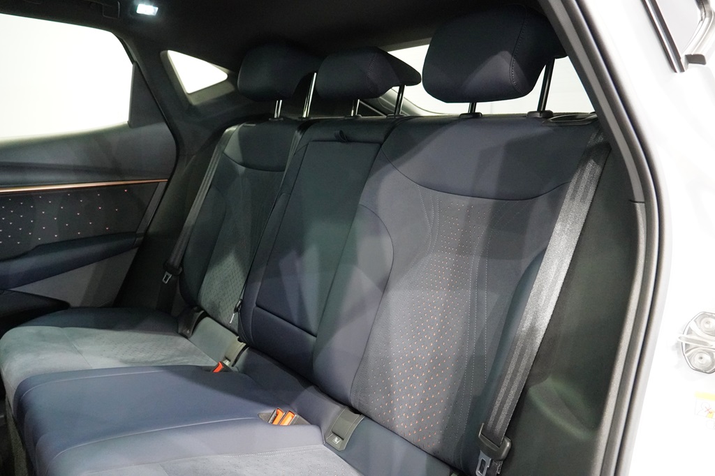 CUPRA Tavascan HUN57L