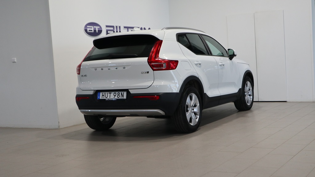 Volvo XC40 HUT98N