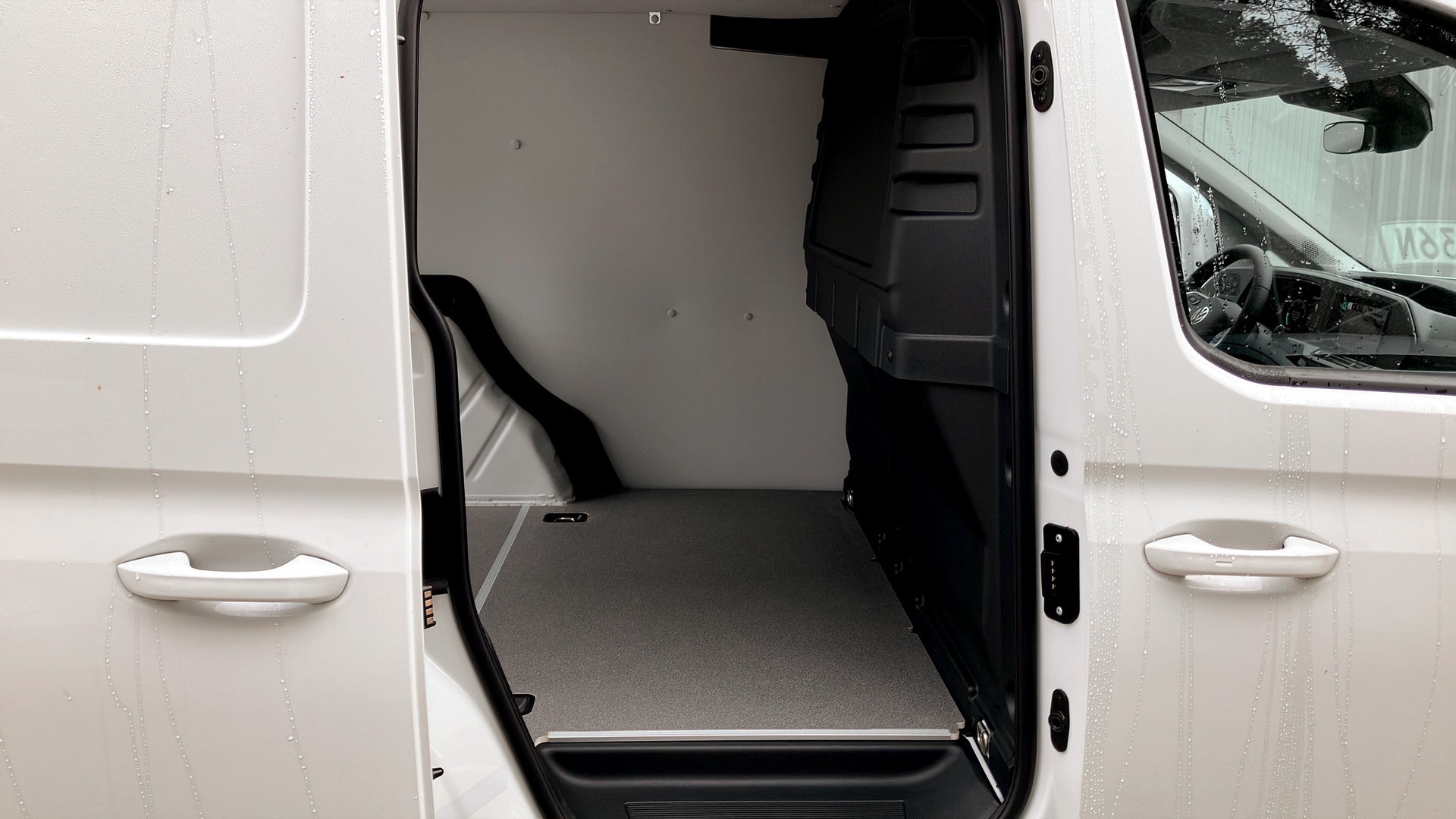 Volkswagen Caddy Cargo HWB36N