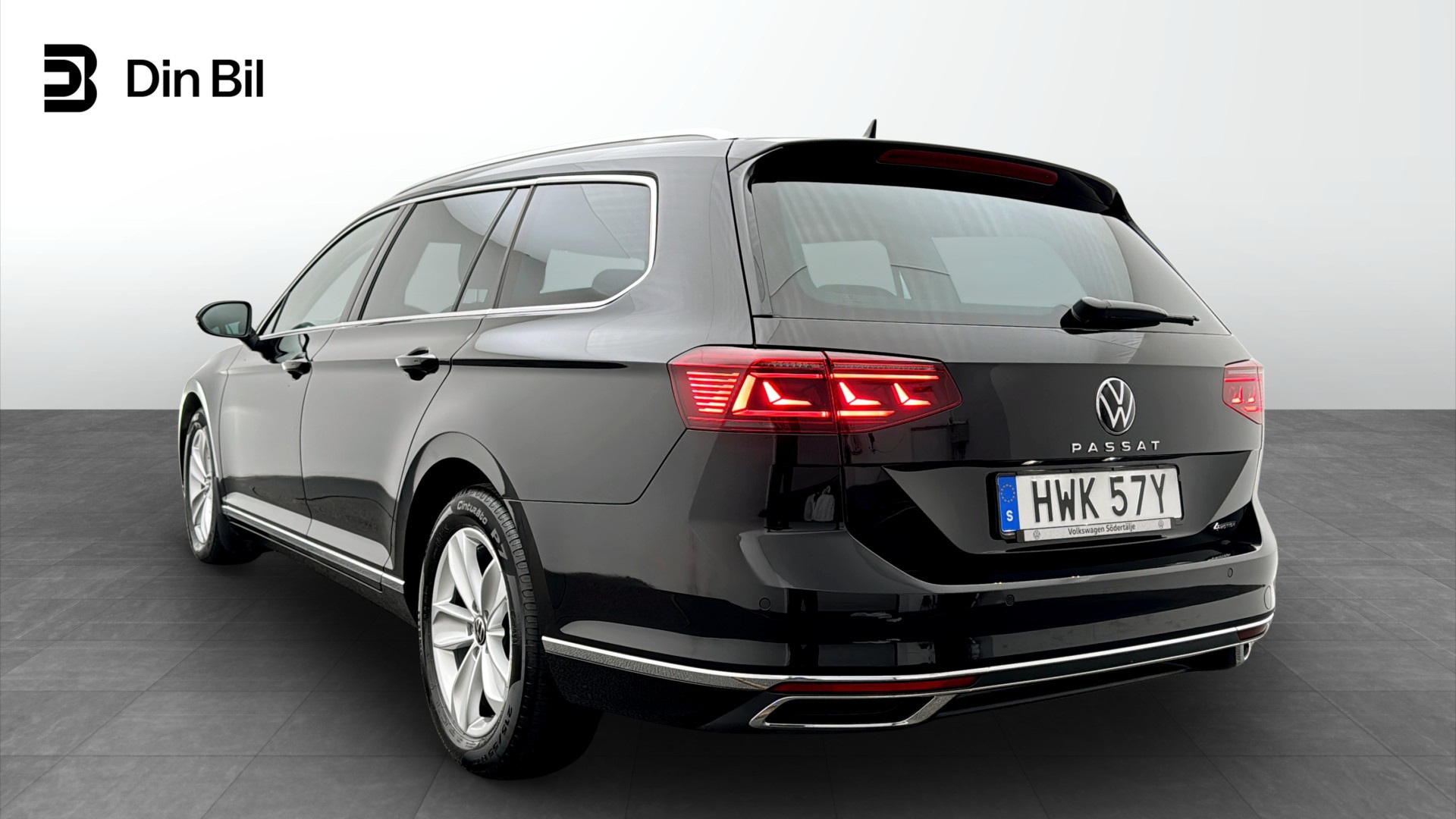 Volkswagen Passat HWK57Y