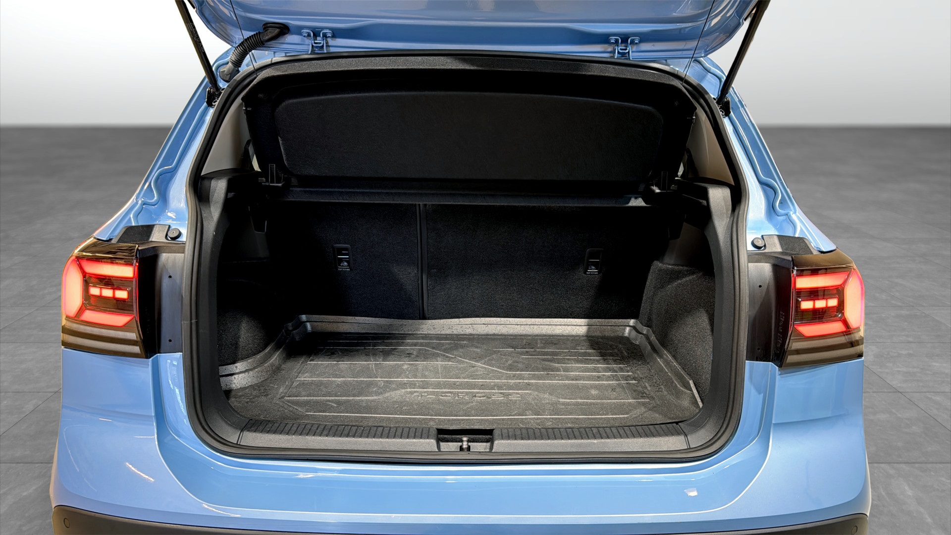 Volkswagen T-Cross HXF78Z
