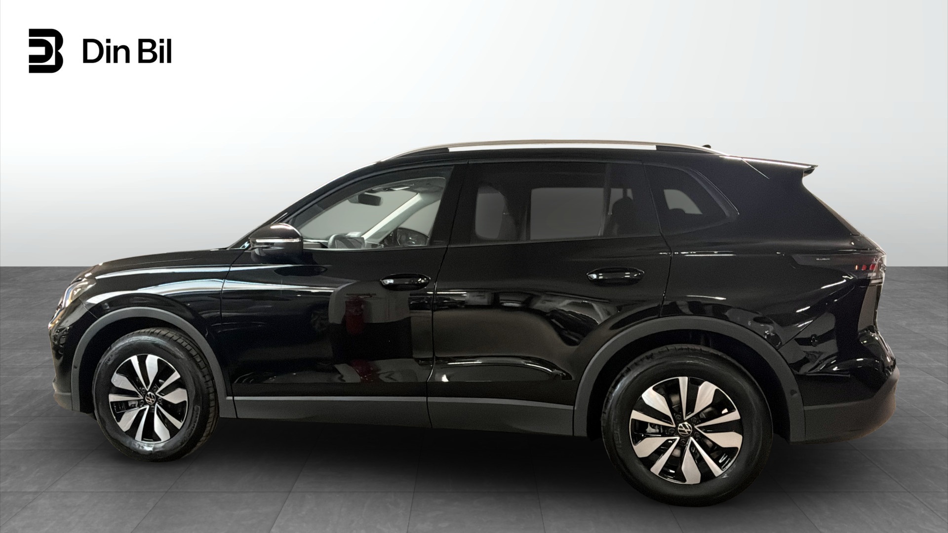 Volkswagen Tiguan HXK94Y