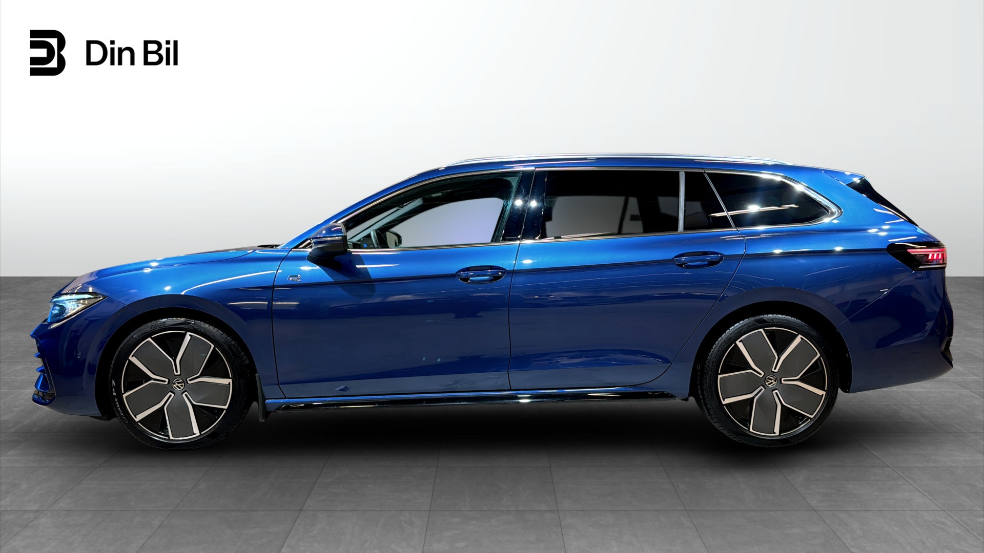 Volkswagen Passat HYF57P