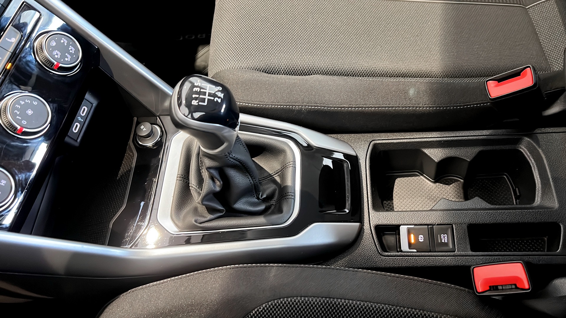 Volkswagen T-Roc HYJ01C