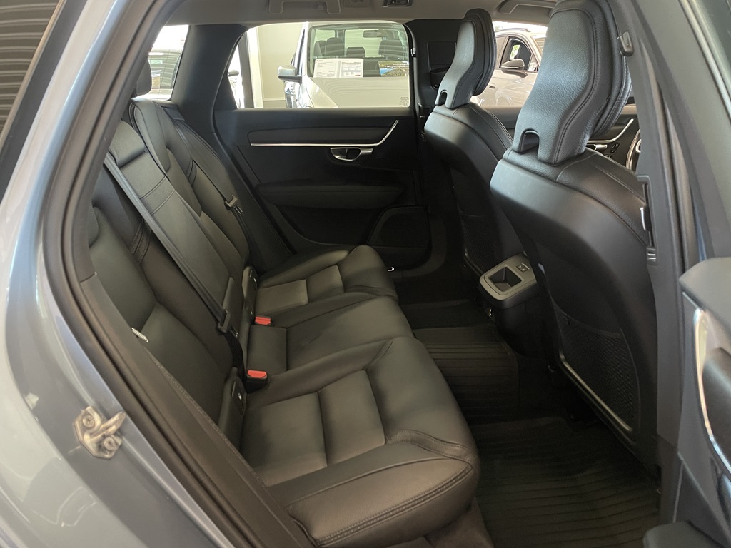 Volvo V90 Cross Country HYL441