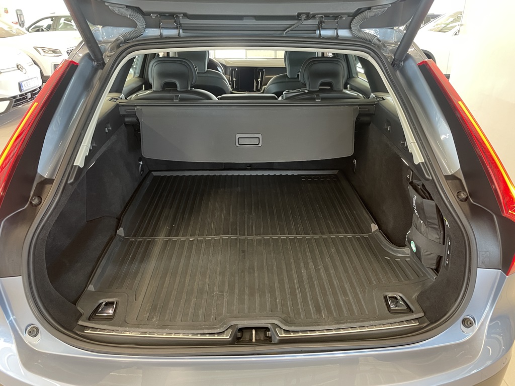 Volvo V90 Cross Country HYL441