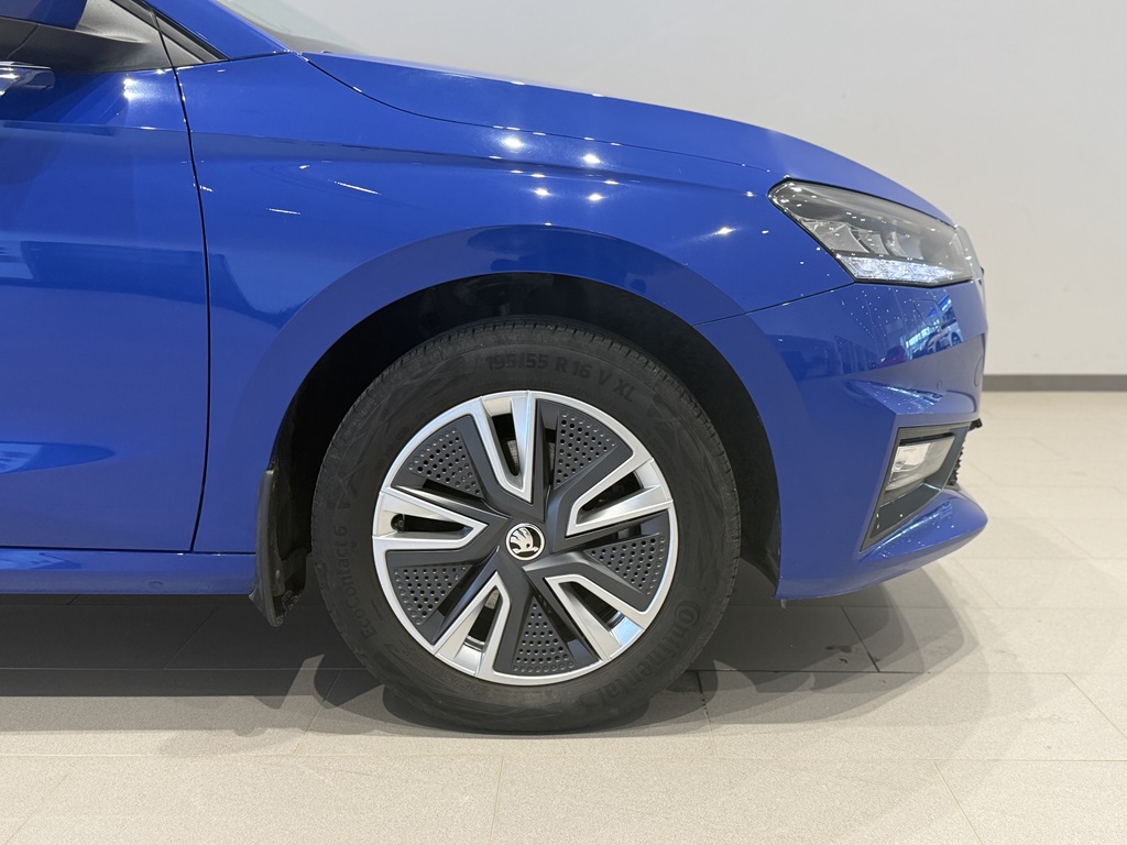Skoda Fabia HYR01E