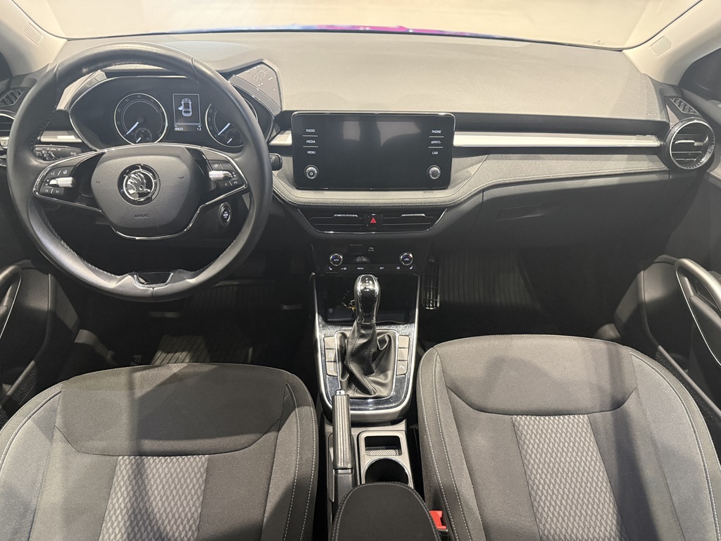 Skoda Fabia HYR01E