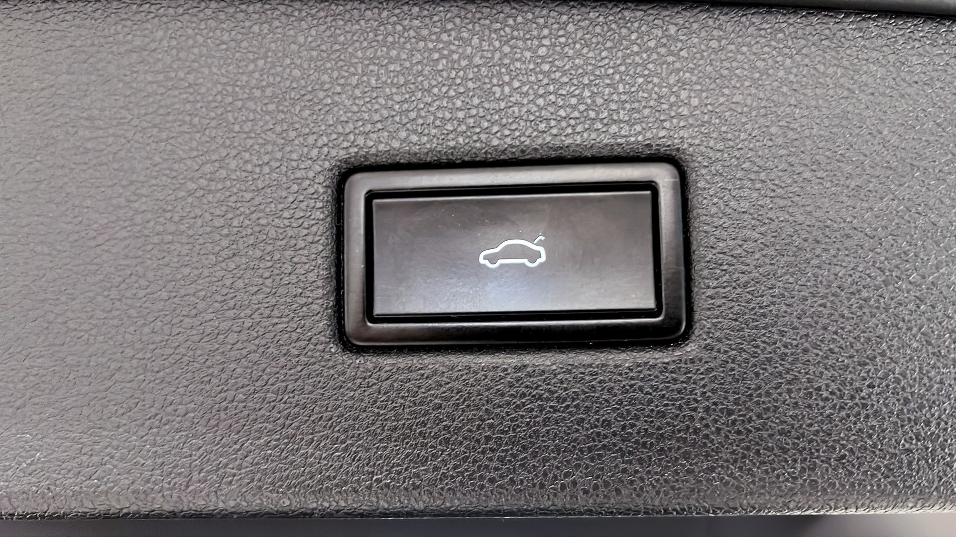 Volkswagen Tiguan HYS409