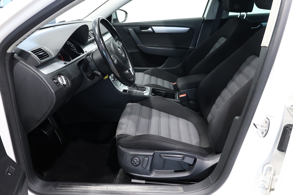 Volkswagen Passat Sportscombi HZB181