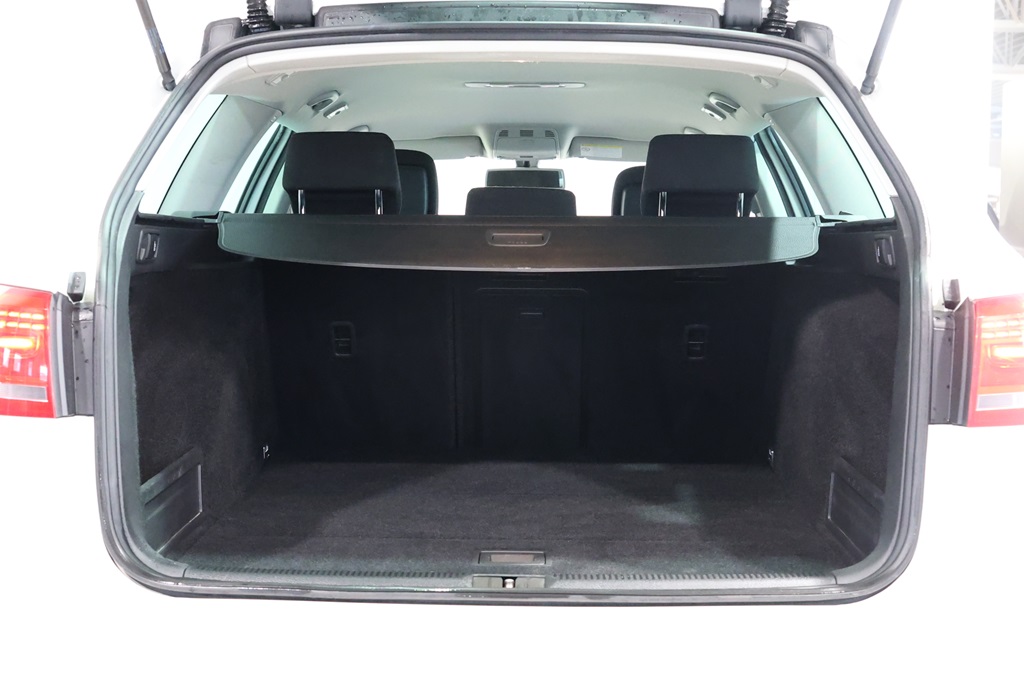 Volkswagen Passat Sportscombi HZB181
