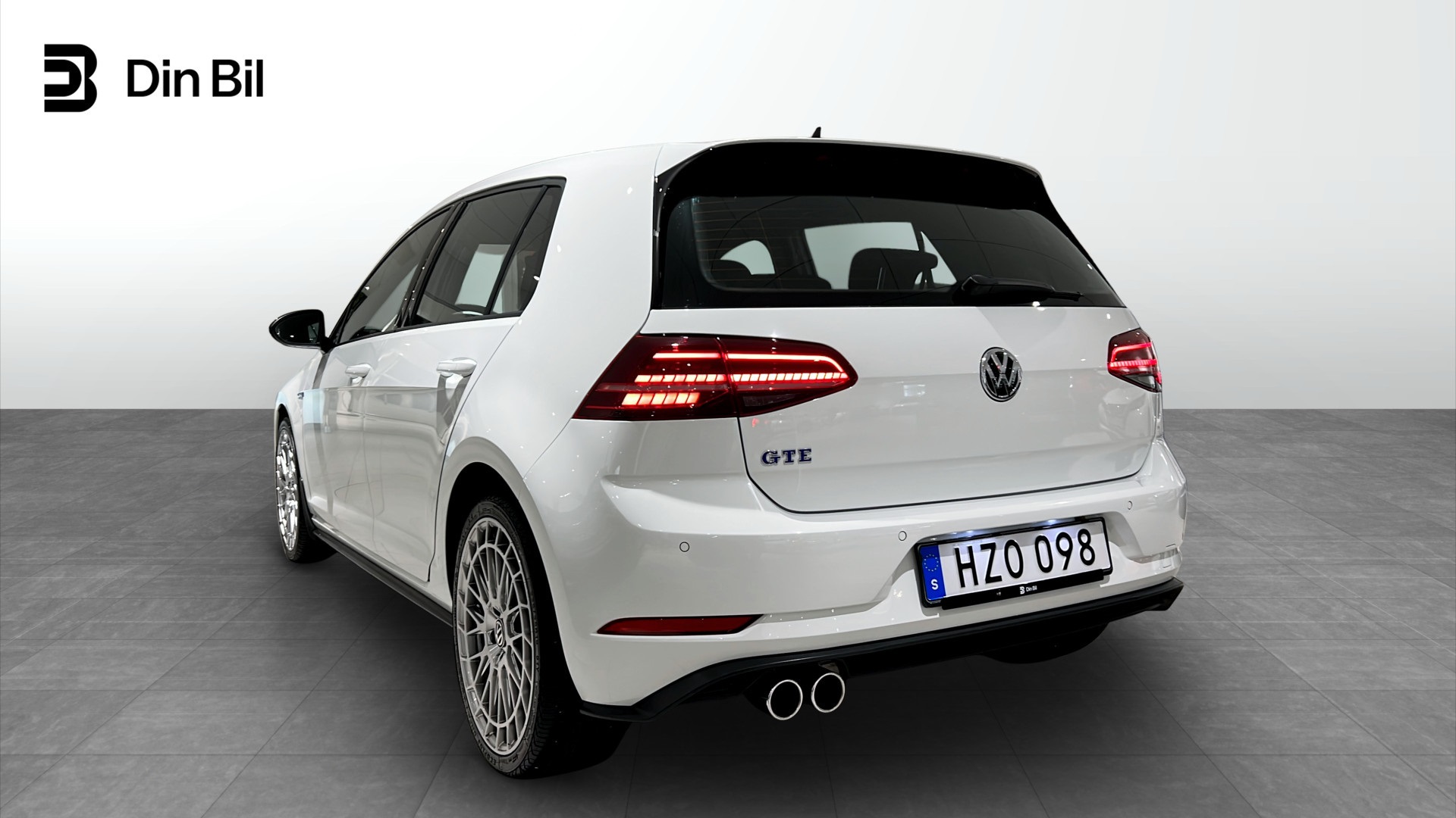 Volkswagen Golf HZO098