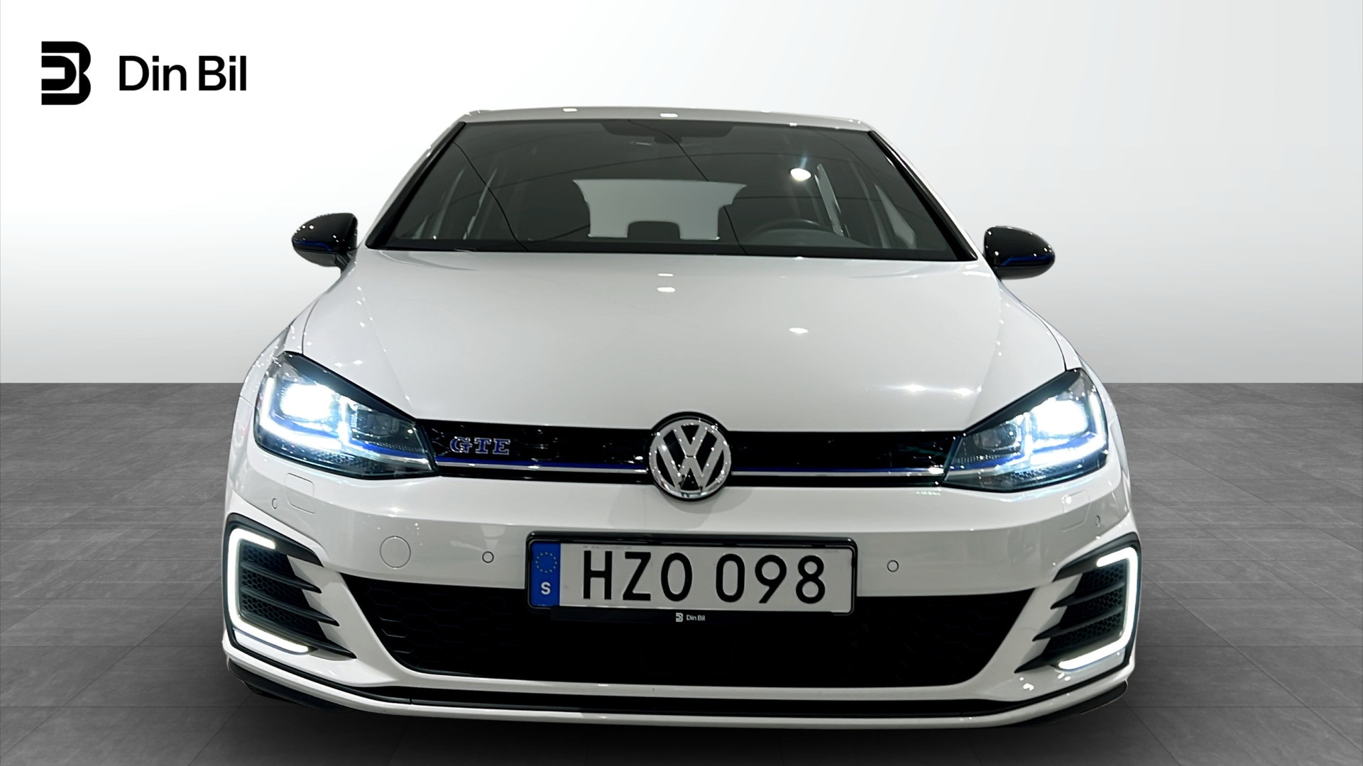 Volkswagen Golf HZO098