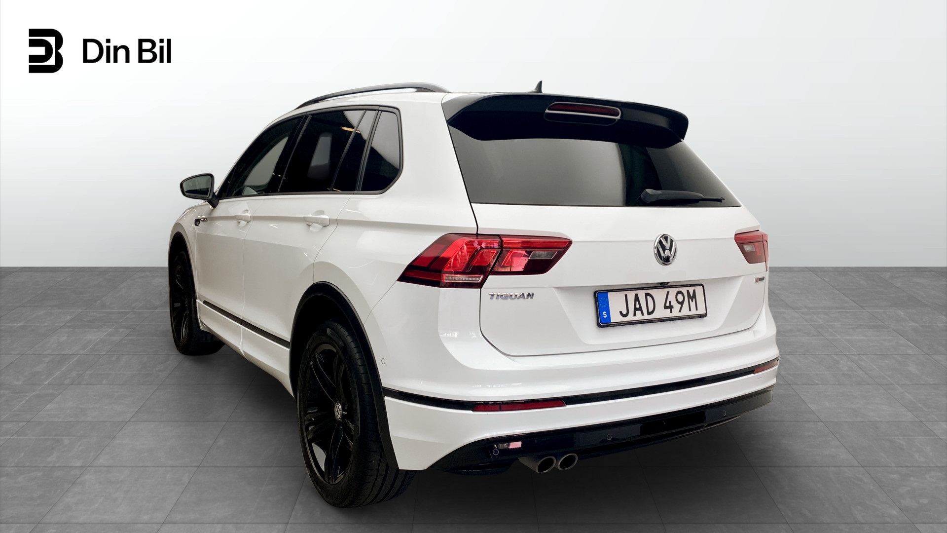 Volkswagen Tiguan JAD49M