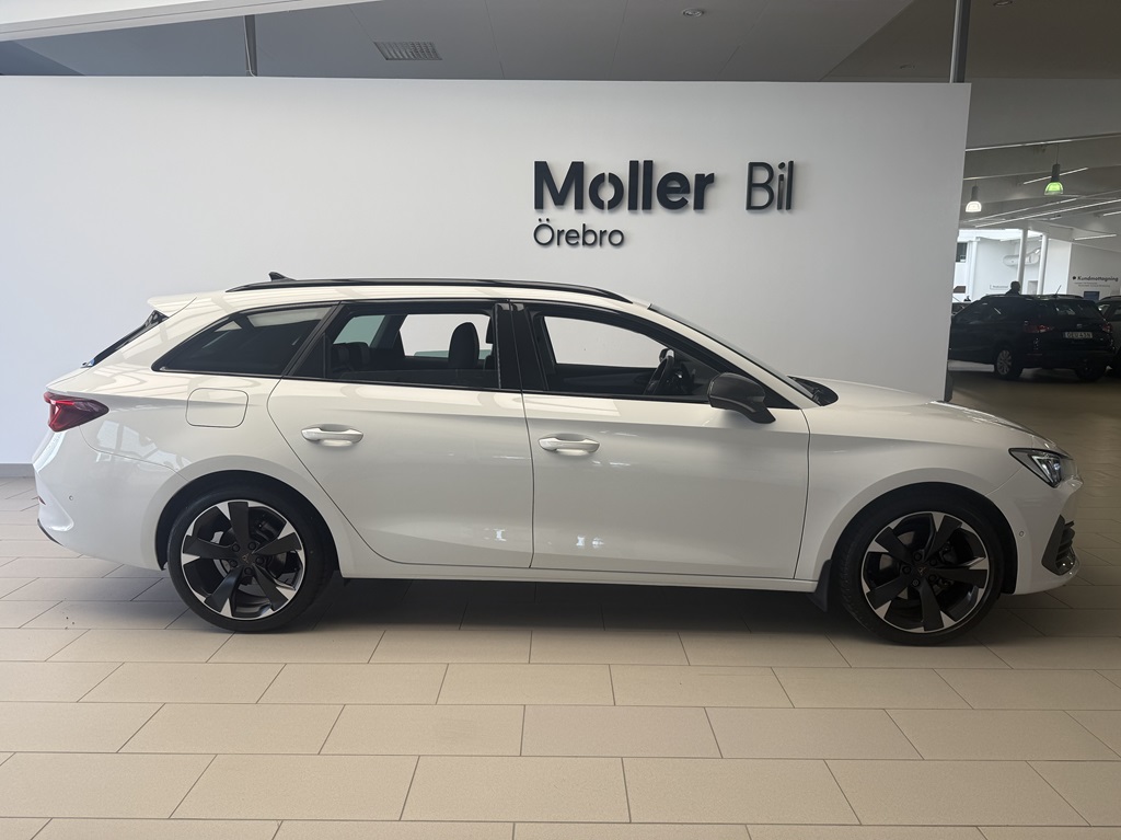 CUPRA Leon Sportstourer JAD84D