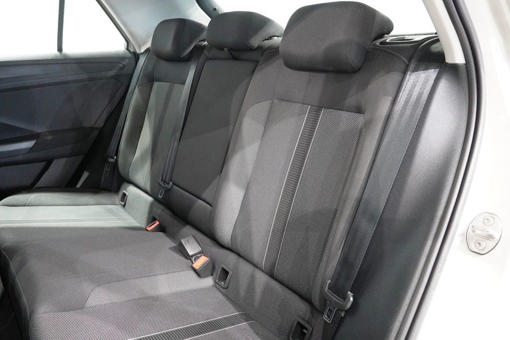 Volkswagen T-Roc JAF30F