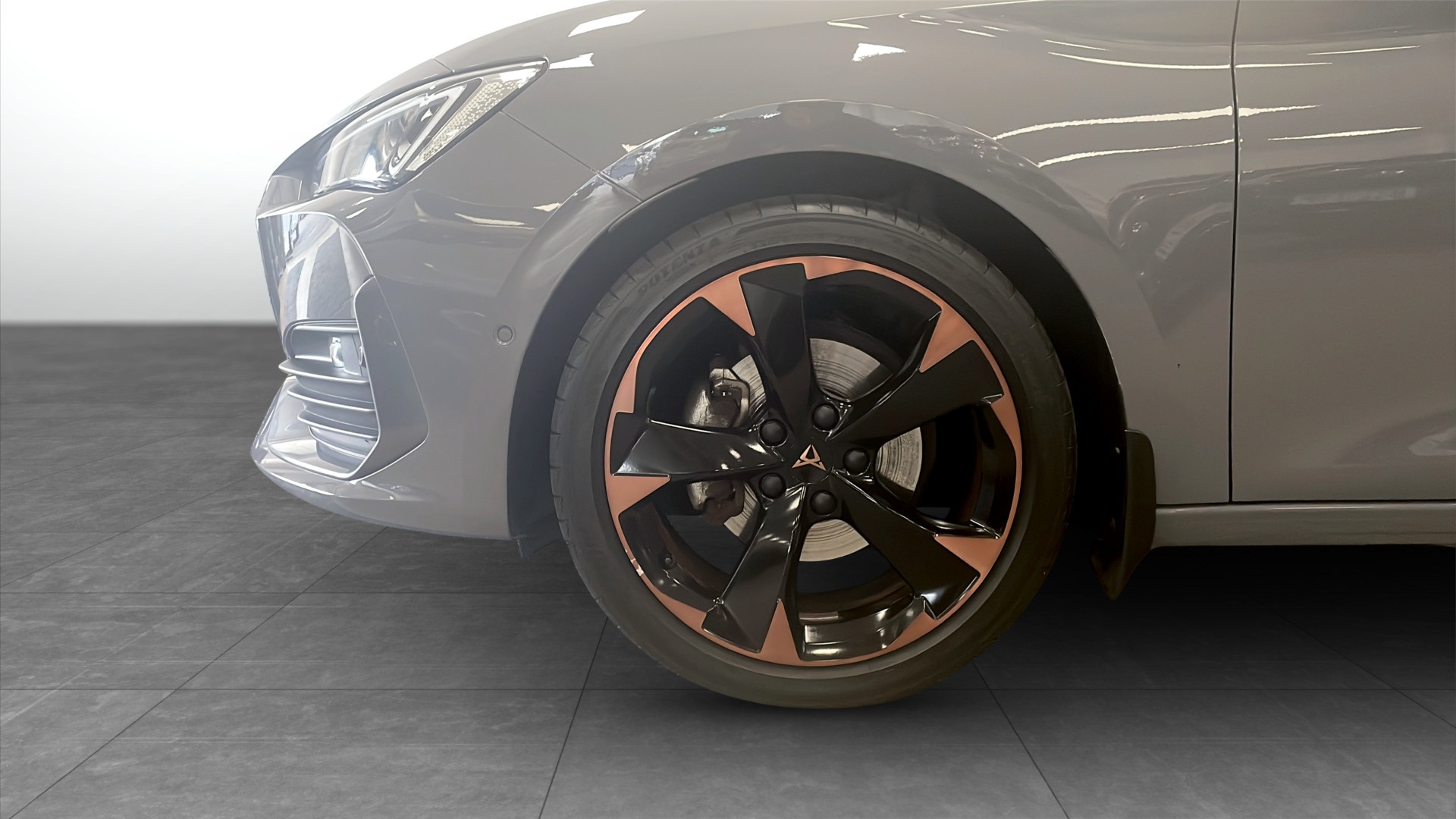 CUPRA Leon JAG93K