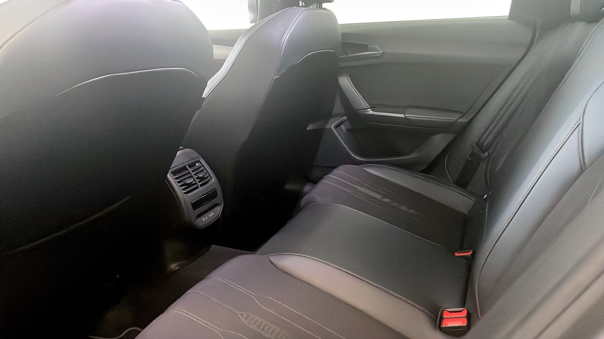 CUPRA Leon JAG93K