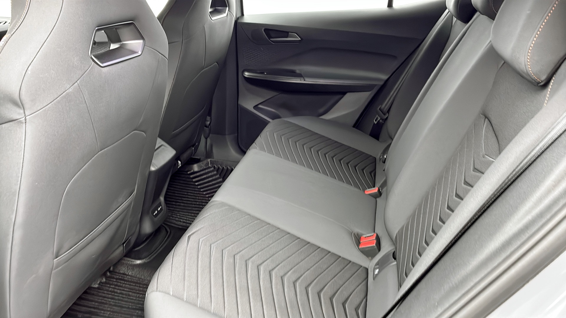 SEAT ElBorn JAH13K
