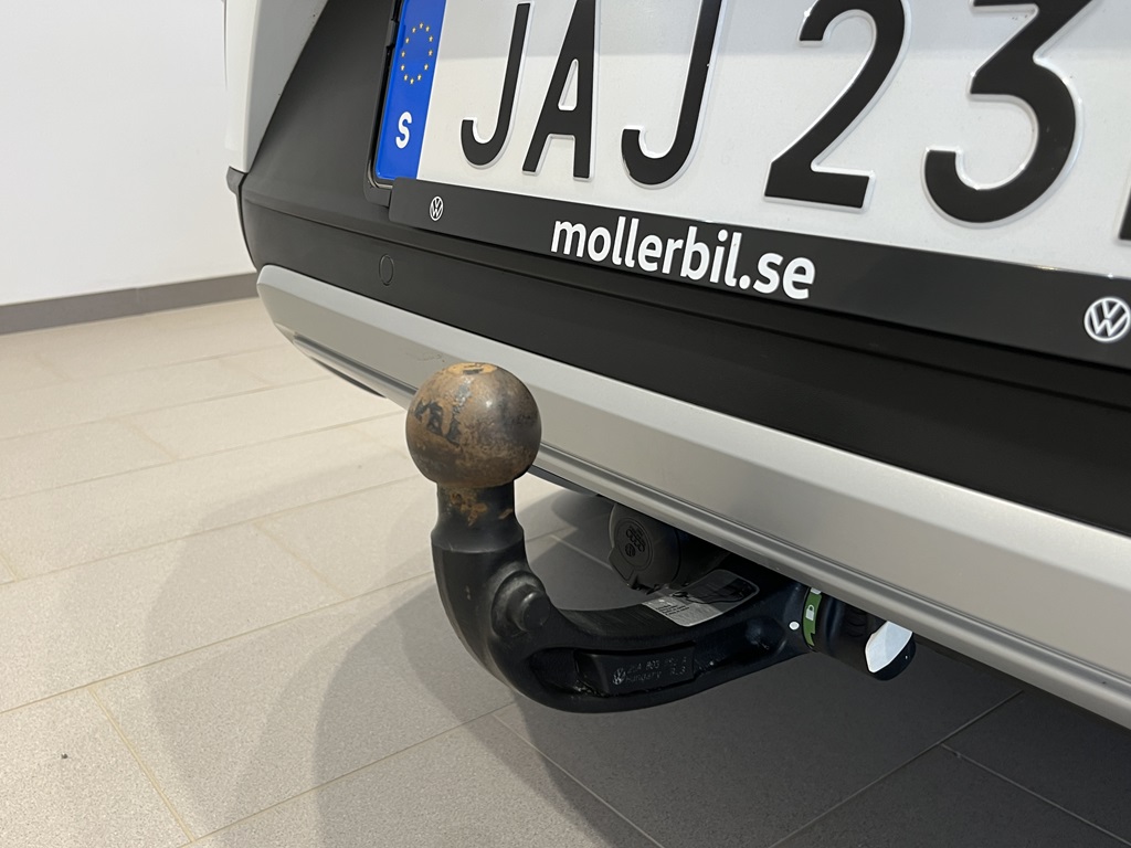 Volkswagen T-Roc JAJ23E