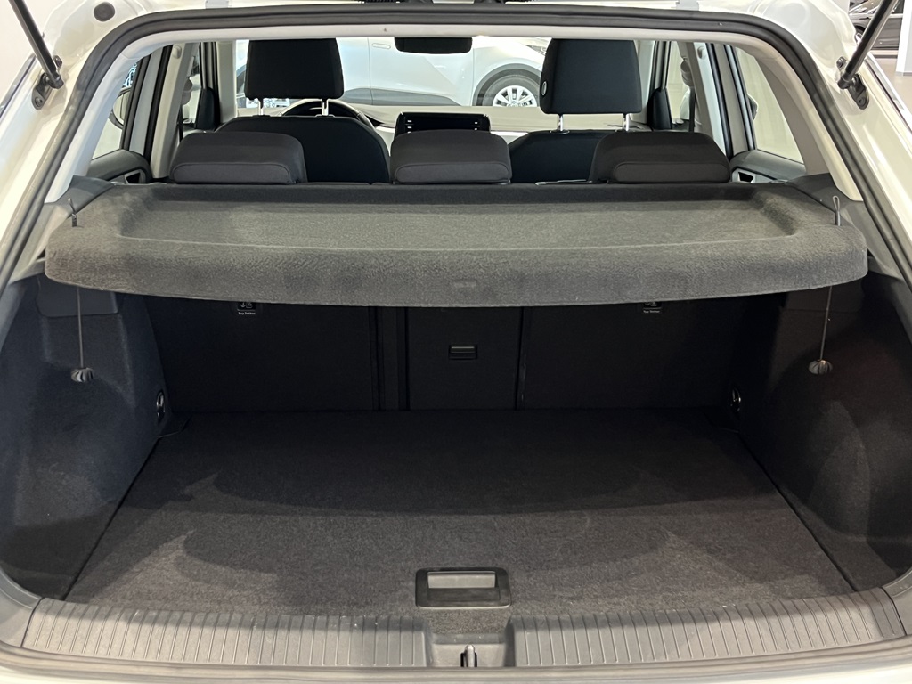 Volkswagen T-Roc JAJ23E