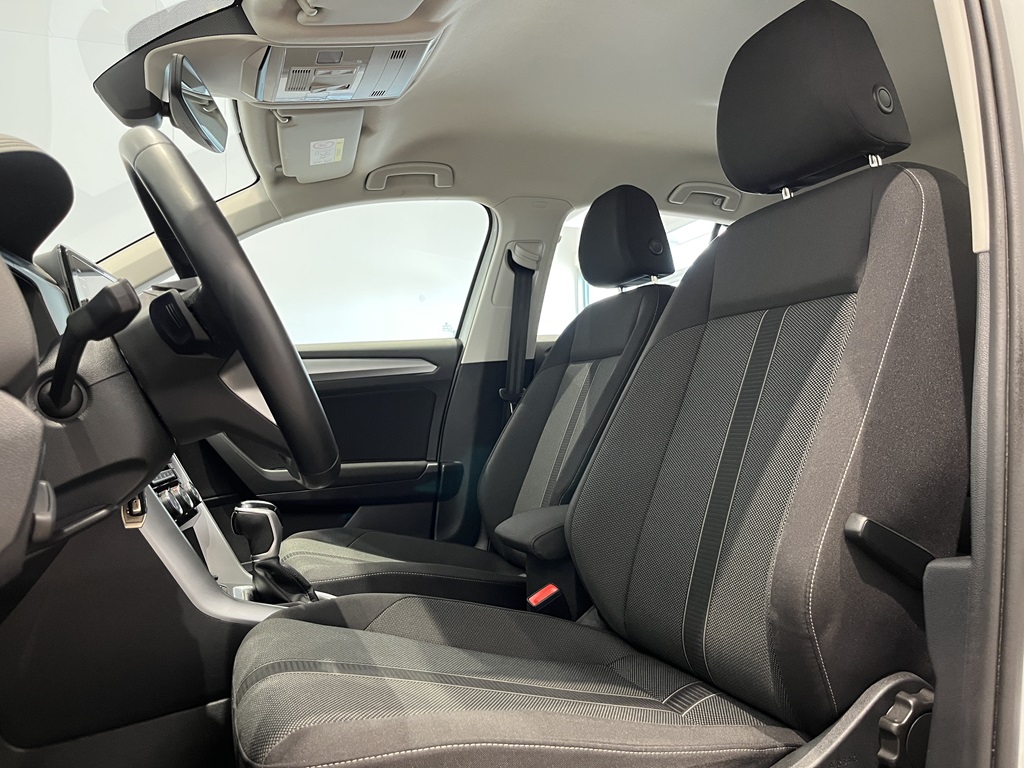 Volkswagen T-Roc JAJ23E
