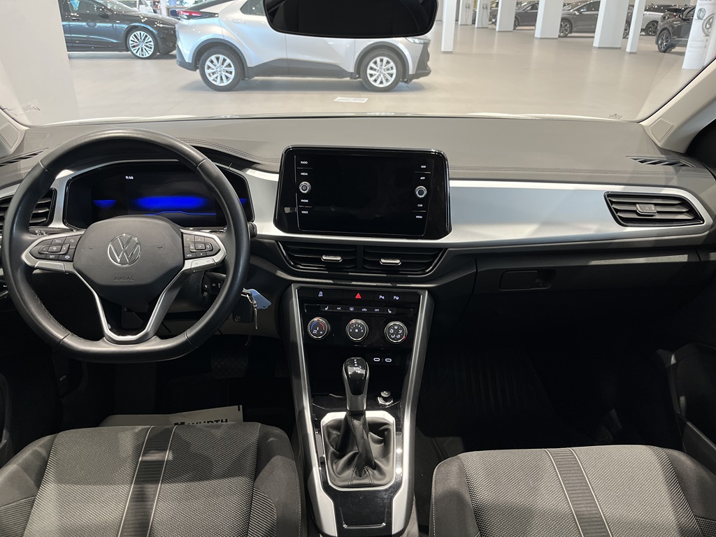 Volkswagen T-Roc JAJ23E