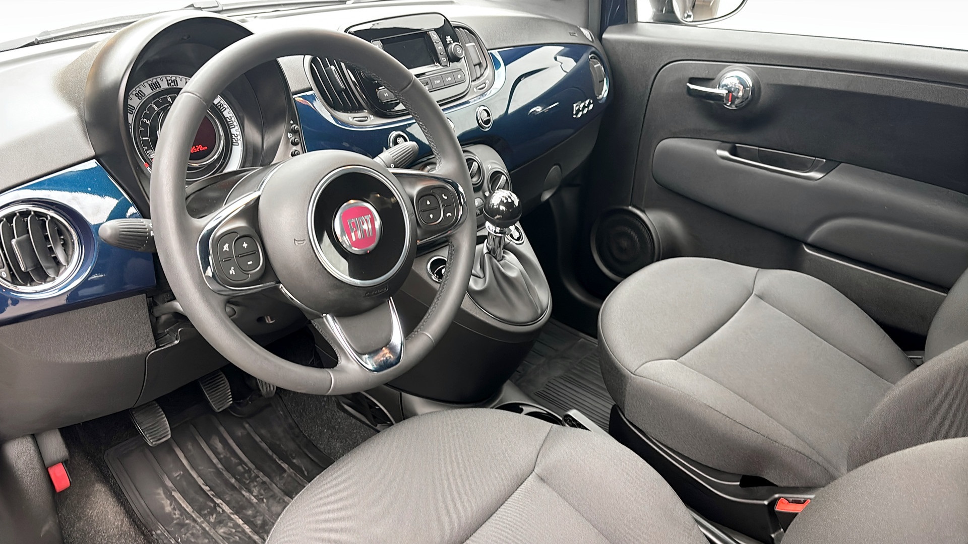 Fiat 500 JAJ571
