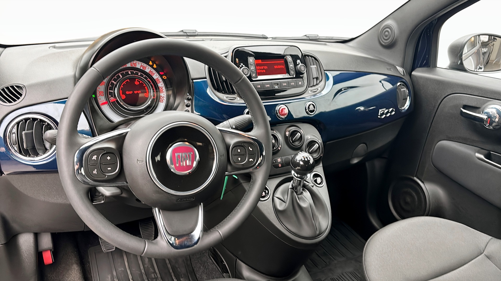 Fiat 500 JAJ571