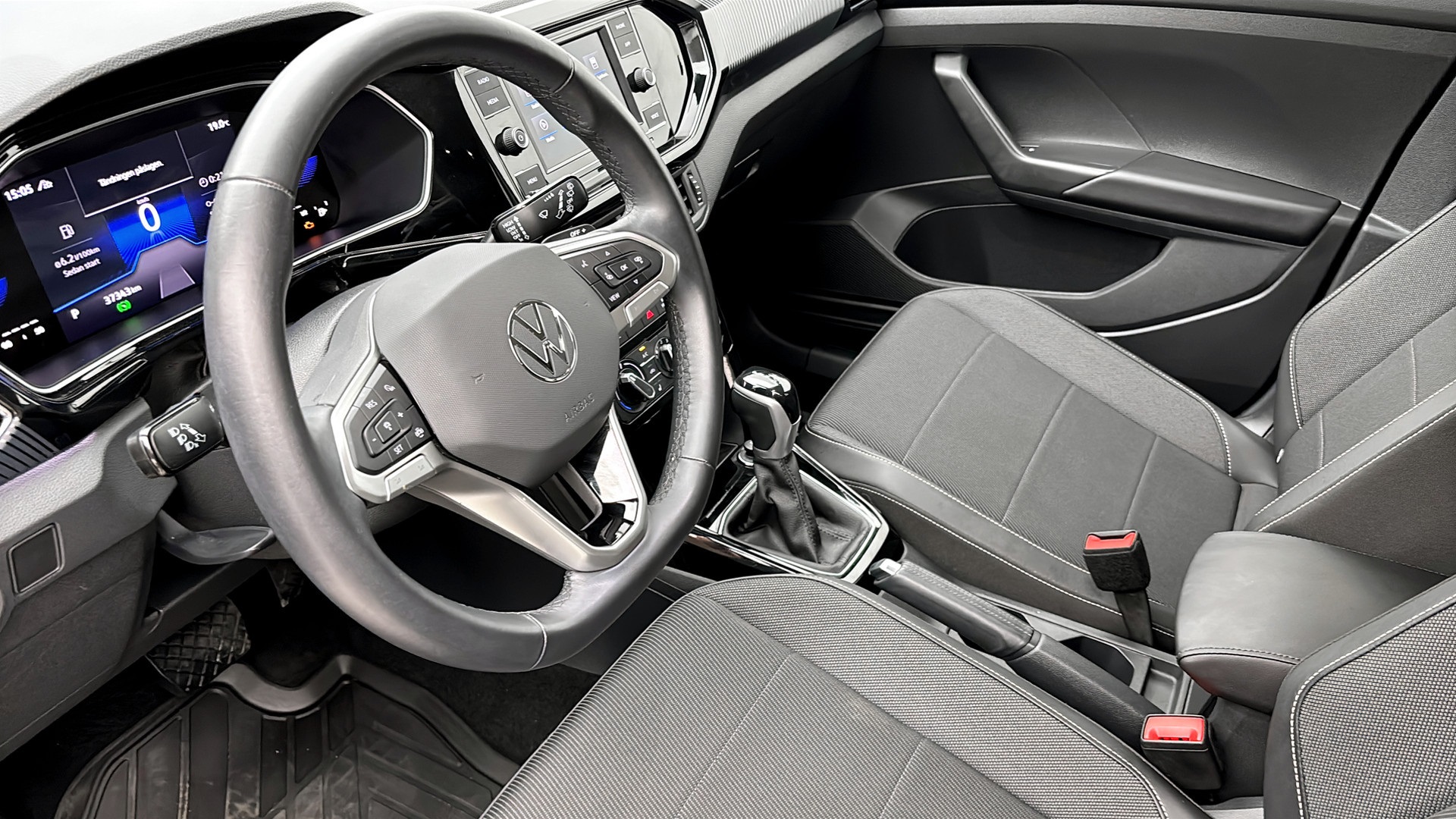 Volkswagen T-Cross JAK82U
