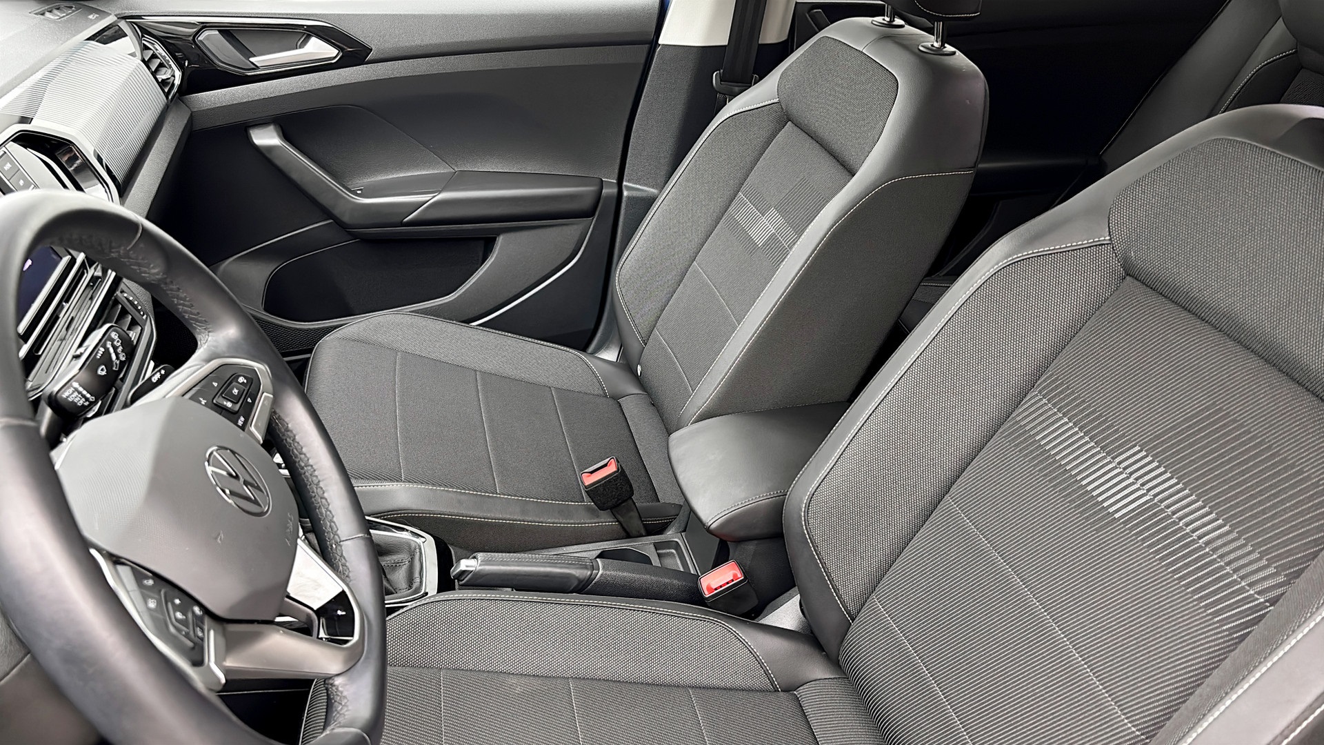 Volkswagen T-Cross JAK82U