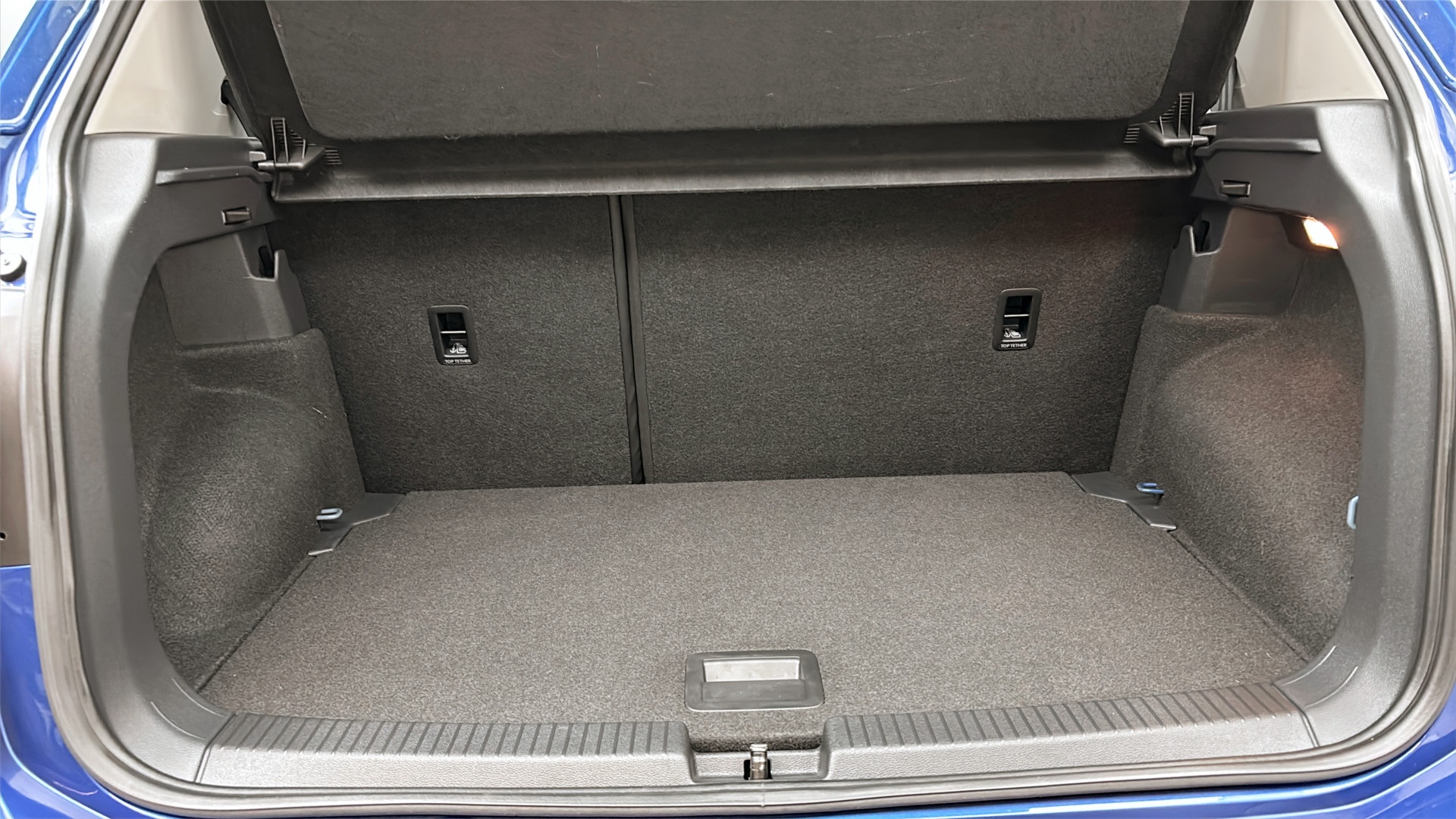 Volkswagen T-Cross JAK82U