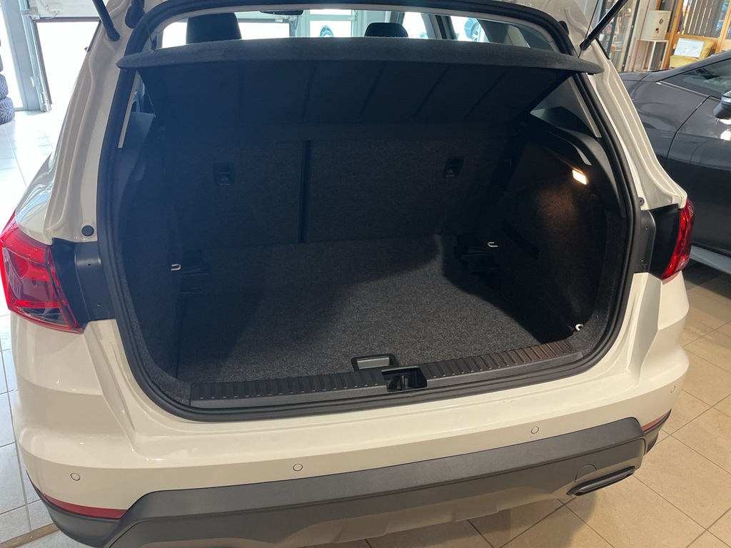 SEAT Arona JAK880