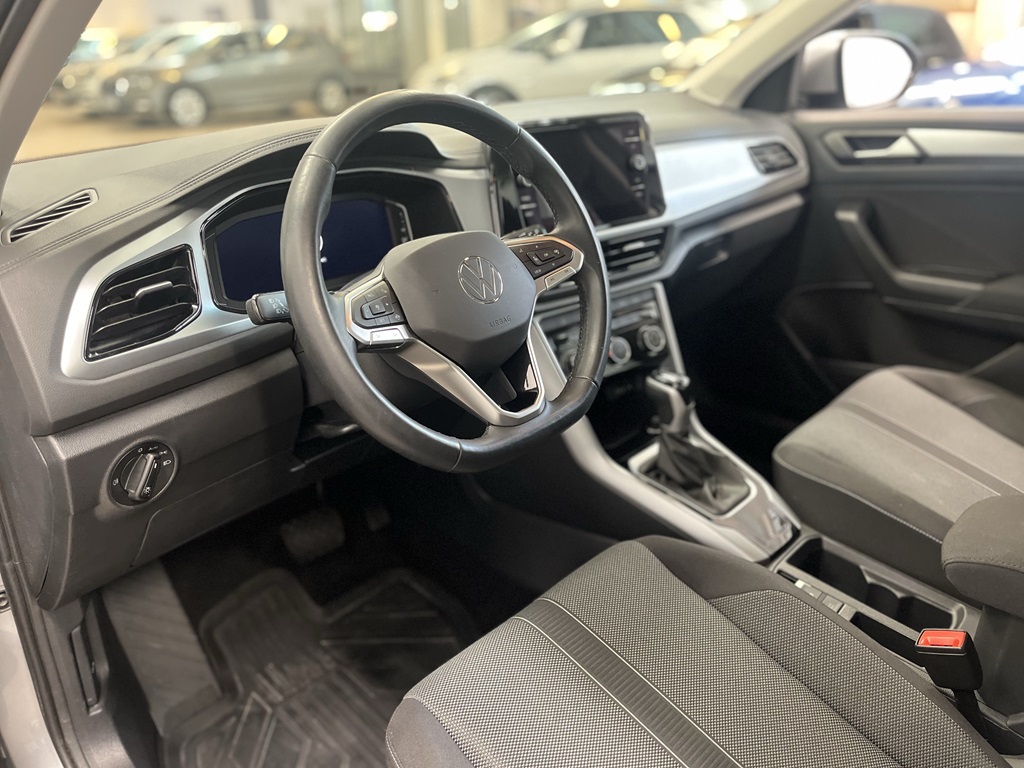 Volkswagen T-Roc JAK98D