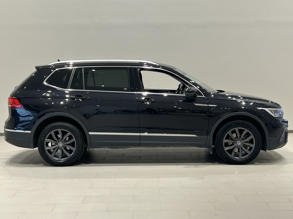Volkswagen Tiguan Allspace JAM04N