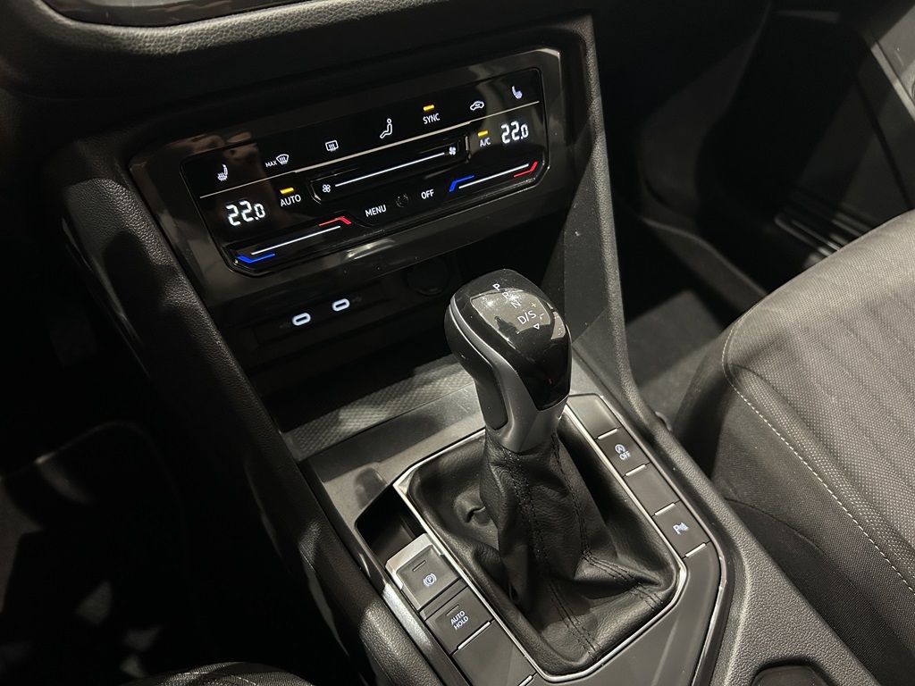 Volkswagen Tiguan Allspace JAM04N