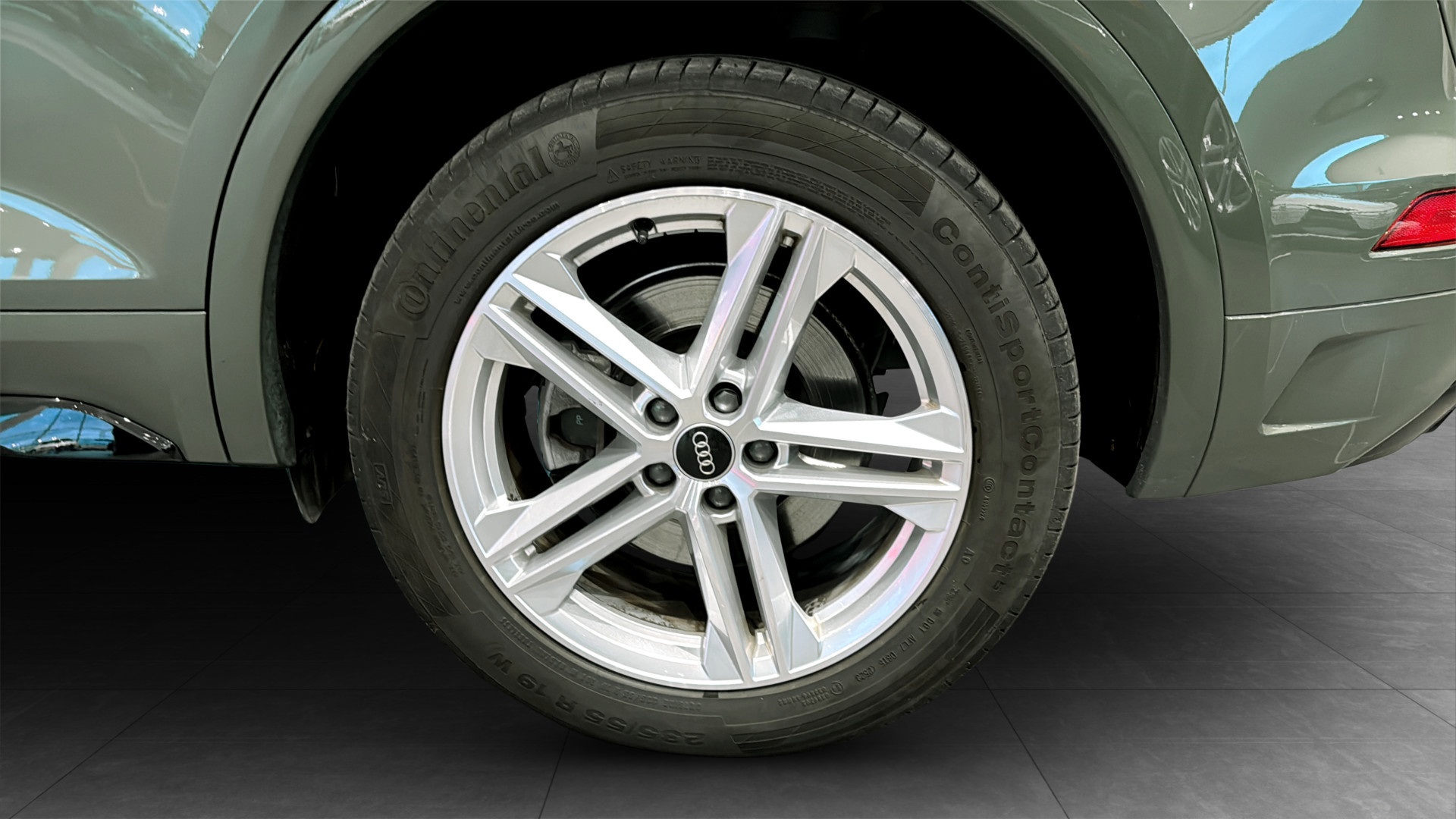 Audi Q5 JAS55K