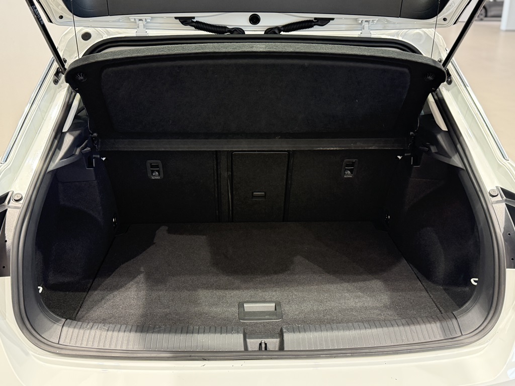 Volkswagen T-Roc JAS57U
